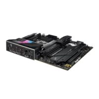 684469_742627_04_front_comping 684469 742627 04 front comping