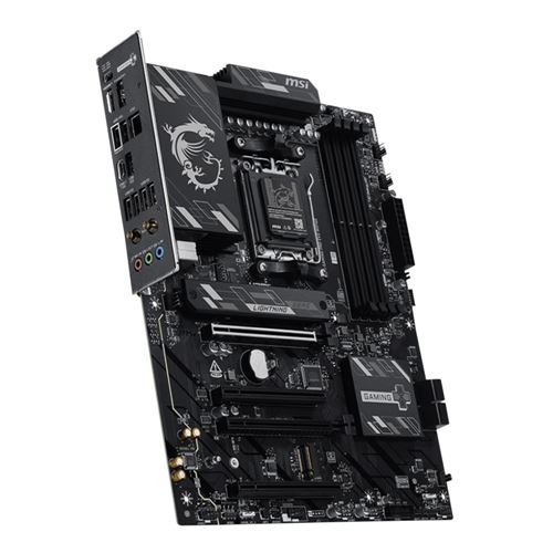 701842_930065_02_front_comping 701842 930065 02 front comping