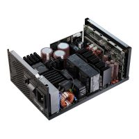 679131 800706 03 front zoom